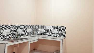 Rumah Siap Huni di Area Taman Royal, Tangerang, LT 90m²