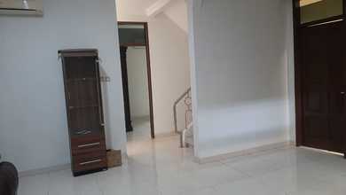 Kesempatan Rumah di Modernland, Tangerang, LB 268m², Harga 2,5 Miliar