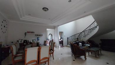 Rumah Mewah di Villa Melati Mas, Tangerang Selatan, 4 KT, LT 280m²