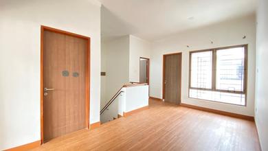 Rumah Elegan di Bintaro, Tangerang Selatan, 4 Kamar Tidur, LT 120m²