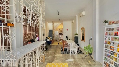 Ruko Dengan Lokasi Strategis di Jalan Utama Jombang Raya