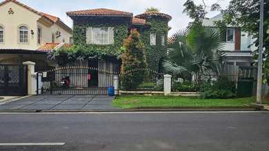 Rumah Area Premium Karawaci, Tangerang - Harga Terbaik 3,65 Miliar