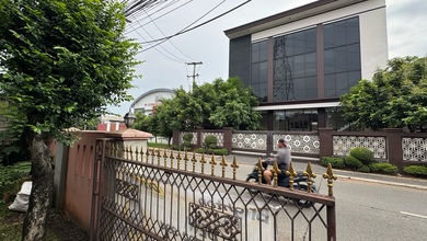 Kesempatan Rumah di Pulogebang, Jakarta Timur, LB 200m², Harga 1,5 Miliar