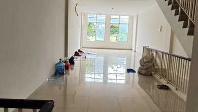 Disewa Ruko, 4.5x15 Green Lake City, Tangerang