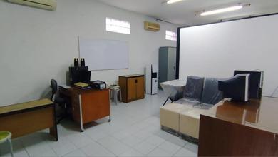 Ruko Siap Pakai 3,5 Lantai Lokasi Strartegis di Kwitang Raya, Senen Jakarta Pusat