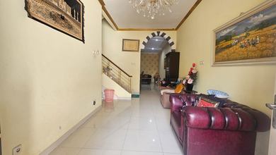 Rumah Siap Huni di Area Pulo Gadung, Jakarta Timur, LT 108m²