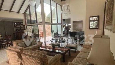 Dijual rumah Eksklusif di Pondok Indah, Jakarta Selatan - LT 537m²