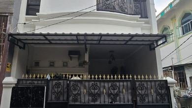 Kesempatan Rumah di Pademangan, Jakarta Utara, LB 140m², Harga 2 Miliar