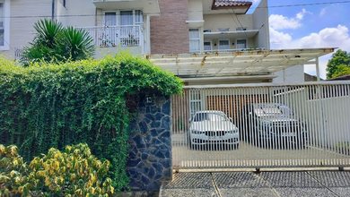 Dijual rumah Eksklusif di Pulo Gadung, Jakarta Timur - LT 260m²