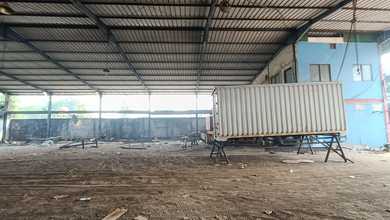 Dijual Gudang Siap Pakai Di Jl Raya Mt Haryono Setu Cibitung