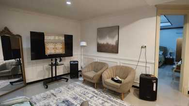 Rumah Area Premium Sektor 3 - Bintaro, Tangerang Selatan - Harga Terbaik 5,5 Miliar