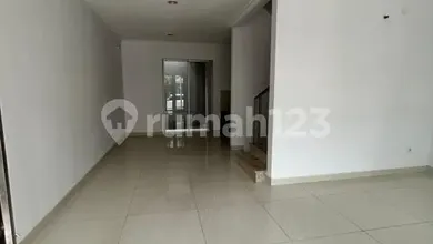 Rumah Area Premium Golf Island, Jakarta Utara - Harga Terbaik 3 Miliar