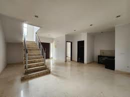 Rumah Elegan di Golf Island, Jakarta Utara, 3 Kamar Tidur, LT 90m²