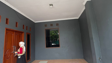 Disewakan Rumah Terjangkau di Harapan Indah, Bekasi, LT 90m²