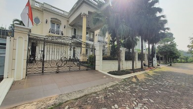 Kesempatan Langka, rumah Mewah di Kebon Jeruk, Jakarta Barat, LB 1000m²