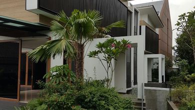 Rumah Elegan di Menteng Dalam, Jakarta Selatan, 4 KT, LT 477m²