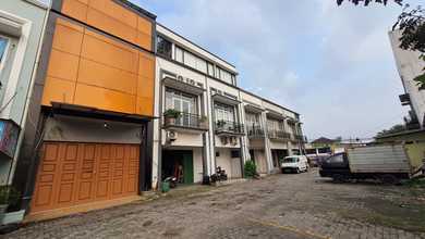 Dijual cepat ruko pinggirjalan raya puspitekbagus dan rapih siap huni