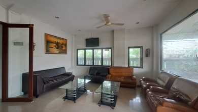Dijual Kostsan 5 Lantai Strategis Dekat Gunadarma & Ui Pondok Cina Margonda Depok SHM