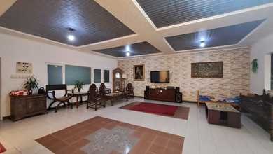 Dijual Murah Vill Cantik View Gunung Strategis Full Furnished Kolam Renang Luas SHM