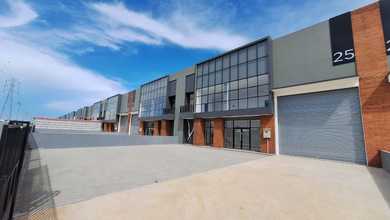 Disewakan Gudang 2 Lantai ukuran 18 x 48 Siap Pakai di Legok Tangerang