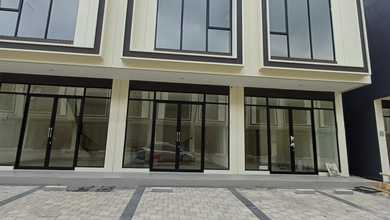 Disewakan Ruko Baru Sorrento Grande West di Gading Serpong - 3 Lantai ada AC dan CCTV