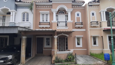 Rumah Favorit di Cibubur, Depok, 4 KT, Harga 1,6 Miliar