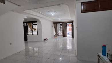 Disewakan Rumah Murah di Kayu Putih, Jakarta Timur, LT 136m²