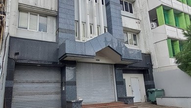 Gedung 4,5 Lt di Tanjung Duren Raya. Sangat Strategis dan Siap Huni