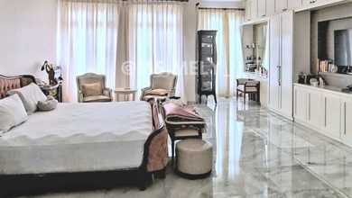 Rumah Elite di Kawasan Kemang, Jakarta Selatan, LB 600m², Harga 24 Miliar