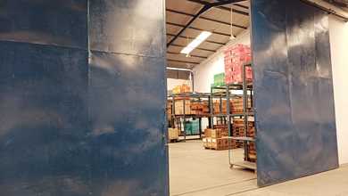 GUDANG SUNTER LT 1500 M²