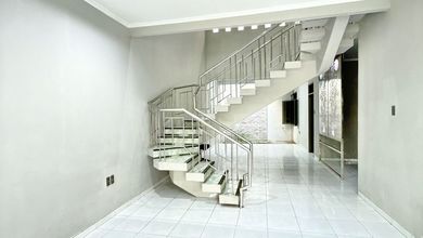 Kesempatan Eksklusif, rumah Prestisius di Pulo Gadung, Jakarta Timur, LB 143m²