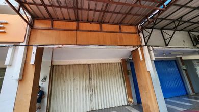 Ruko Siap Pakai di Asia Tropis Harapan Indah Bekasi