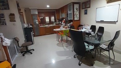 Dijual rumah Eksklusif di Muara Karang, Jakarta Utara - LT 140m²