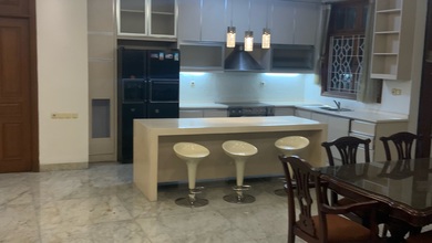 Sewa Rumah Siap Huni di Pondok Indah, Jakarta Selatan, LT 600m²