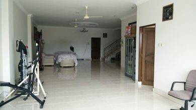 Jual Cepat Rumah Elit area Gajah Mada, Jakarta Pusat, Luas 351 m2