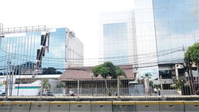 Rumah Elegan di Gunung Sahari, Jakarta Pusat, 1 KT, LT 508m²