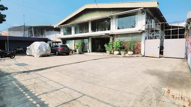 Gudang Sunter Lb 1100 Lt 1475 Lokasi Bagus Banget untuk Padel