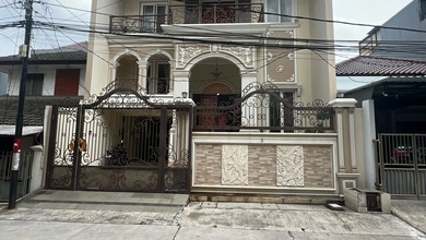 Jual Rumah Terkini di Gunung Sahari, Jakarta Pusat LT 180 m2