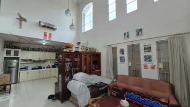 Hunian Mewah di Kelapa Gading, Jakarta Utara, 4 Kamar Tidur, LT 225m²