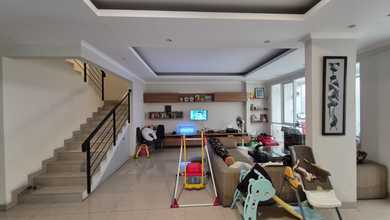 Kesempatan Langka, rumah Prestisius di Kelapa Gading, Jakarta Utara, LB 300m²