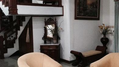 Hunian Mewah di Duren Sawit, Jakarta Timur, 7 Kamar Tidur, LT 319m²