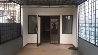 Jual Rumah Eksklusif LT 128 m2 Kawasan Jembatan Lima, Jakarta Barat