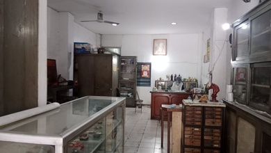 Disewakan Ruko Gajah Mada 4,5 Lt Lokasi Strategis