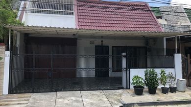 Rumah Mewah di Kawasan Tanjung Duren Selatan, Jakarta Barat, LB 250m², Harga 4 Miliar