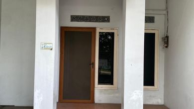 Rumah Premium LT 114 Jual di Taman Cosmos, Jakarta Barat