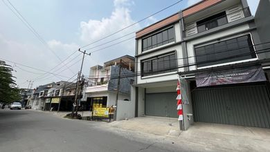 Dijual Ruko Hoek Poris Indah hadap jalan raya, Tangerang