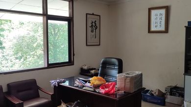 Rumah Elegan di Jembatan Dua, Jakarta Barat, 5 Kamar Tidur, LT 262m²