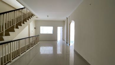 Dijual Ruko Gandeng Green Lake City Boulevard