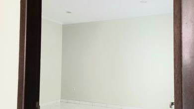 Rumah Dijual di Serpong Villa Melati Mas, Tangerang Selatan, LB 175m², Harga Terbaik!