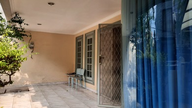 Rumah Mewah di Jelambar, Jakarta Barat, 4 Kamar Tidur, LT 217m²